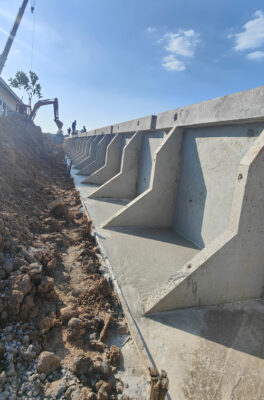 กำแพงกันดินอุดร