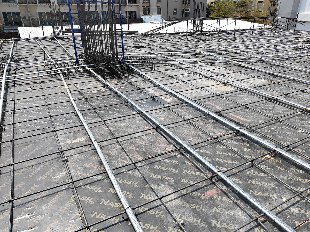 โครงการอาคารพักอาศัย 8 ชั้น กังสดาล (ซอยเคี้ยง) งานติดตั้งพื้นโพสเทนชั่น