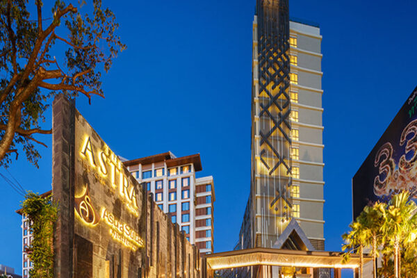 งานโพสเทนชั่น The Astra Condominium